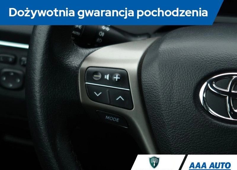 Toyota Avensis cena 35500 przebieg: 135509, rok produkcji 2009 z Tczew małe 254